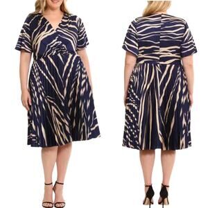 NWT Maggy London Abstract Print Wrap Front Blue Cream Pleated Dress Size 16